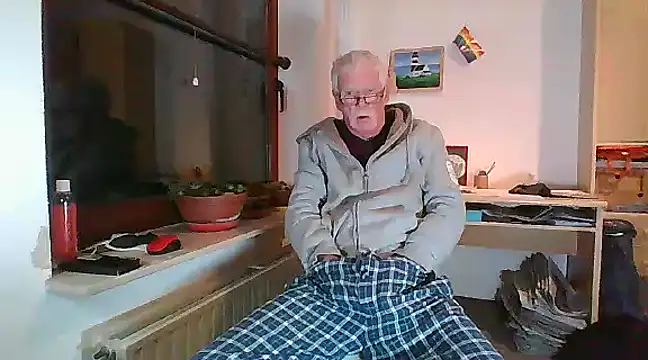 super-snoopy online show from 15, 12, 2024