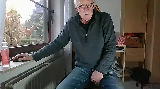 super-snoopy online show from 8, 12, 2024