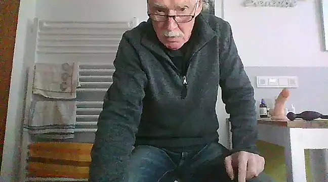 super-snoopy online show from 12, 1, 2025