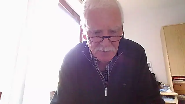 super-snoopy online show from 6, 4, 2026