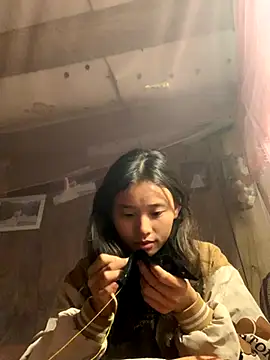 Snapshot of Han-han123 chatting on 17, 11, 2025 Han-han123 online show from 17, 11, 2025