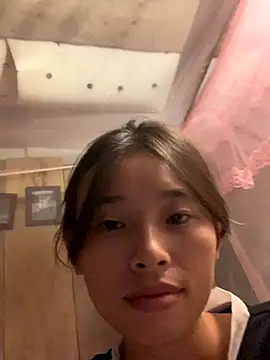 Snapshot of Han-han123 chatting on 30, 10, 2025 Han-han123 online show from 30, 10, 2025