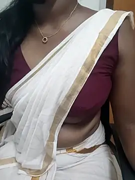 Tamilmallu-duskygirl03 online show from 17, 5, 2026