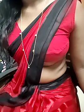 Snapshot of Tamilmallu-duskygirl03 chatting on 29, 6, 2026 Tamilmallu-duskygirl03 online show from 29, 6, 2026