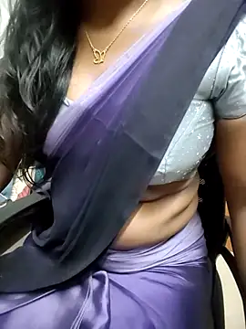 Snapshot of Tamilmallu-duskygirl03 chatting on 21, 6, 2026 Tamilmallu-duskygirl03 online show from 21, 6, 2026