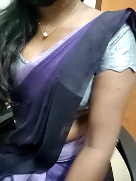 Tamilmallu-duskygirl03 online show from 31, 5, 2026
