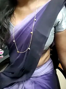 Snapshot of Tamilmallu-duskygirl03 chatting on 27, 6, 2026 Tamilmallu-duskygirl03 online show from 27, 6, 2026