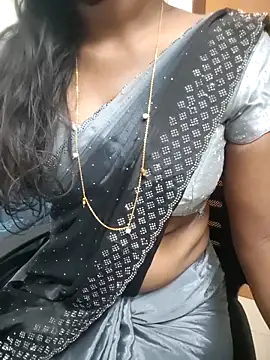 Tamilmallu-duskygirl03 online show from 8, 5, 2026