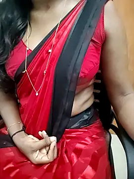 Snapshot of Tamilmallu-duskygirl03 chatting on 17, 6, 2026 Tamilmallu-duskygirl03 online show from 17, 6, 2026