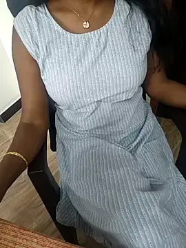 Tamilmallu-duskygirl03 online show from 14, 11, 2025