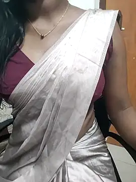 Tamilmallu-duskygirl03 online show from 16, 5, 2026