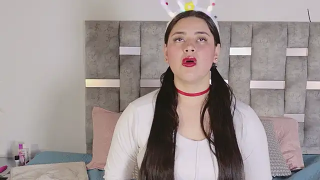 JulietaTorres  online show from 6, 11, 2025