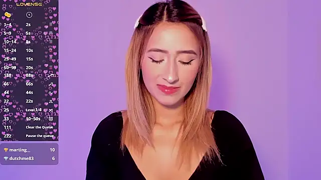 Snapshot of Ashleyroys_111 chatting on 19, 10, 2025 Ashleyroys 111 online show from 19, 10, 2025