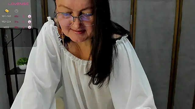 hottyannaa online show from 21, 11, 2025