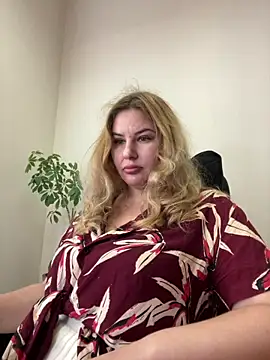 Snapshot of Passion-Blondy chatting on 14, 7, 2026 Passion-Blondy online show from 14, 7, 2026