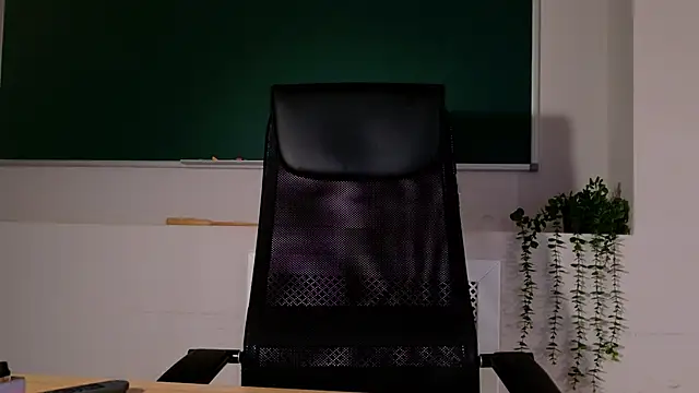 Snapshot of ClaireMathis chatting on 28, 5, 2026 ClaireMathis online show from 28, 5, 2026