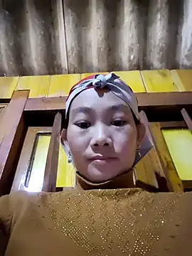 gio-thu online show from 3, 12, 2025