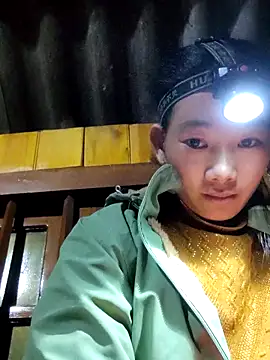 gio-thu online show from 23, 11, 2025