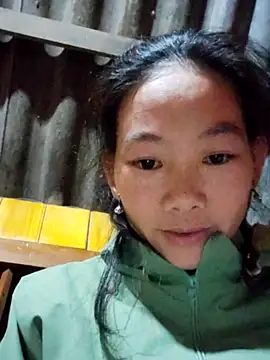 gio-thu online show from 2, 12, 2025