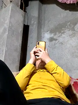 gio-thu online show from 2, 4, 2026