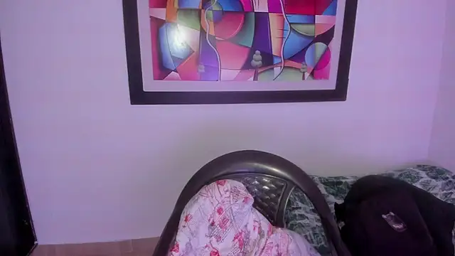 Kari Ruiz  online show from 8, 1, 2026