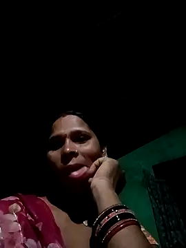 Snapshot of Rt_shreya chatting on 6, 5, 2026 Rt shreya online show from 6, 5, 2026