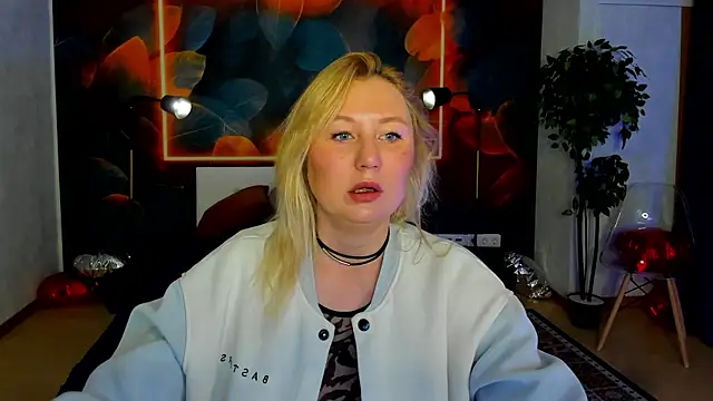 scent  of woman online show from 18, 5, 2026