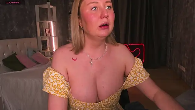 scent  of woman online show from 17, 12, 2025