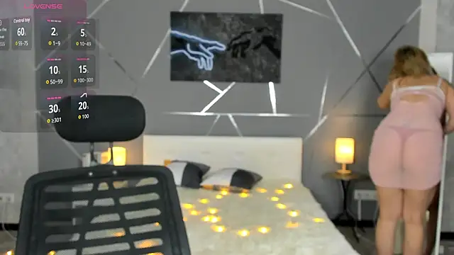 scent  of woman online show from 14, 1, 2026