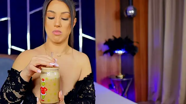 Talia Lure online show from 29, 11, 2025