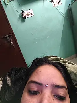 Snapshot of Ekta_bhabhi99 chatting on 17, 10, 2025 Ekta bhabhi99 online show from 17, 10, 2025