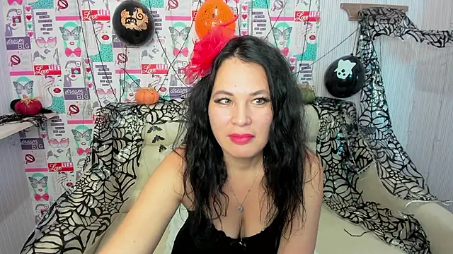 Victoria Panther online show from 31, 10, 2025