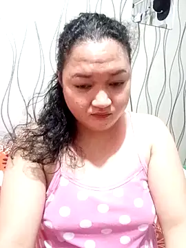 Snapshot of sweetannie13 chatting on 7, 11, 2025 sweetannie13 online show from 7, 11, 2025