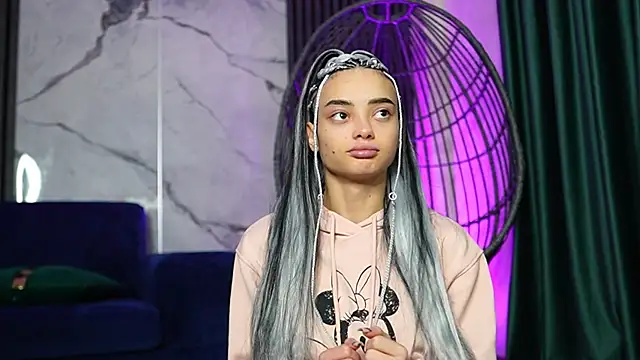 RachelRavee online show from 26, 10, 2025