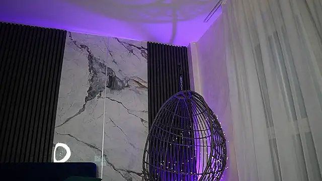 RachelRavee online show from 19, 11, 2025