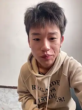 KK-cuteboy online show from 5, 11, 2025