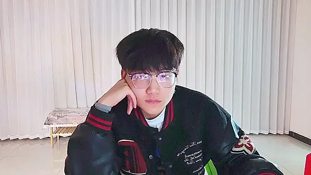 Snapshot of KK-cuteboy chatting on 22, 4, 2026 KK-cuteboy online show from 22, 4, 2026