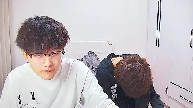 Snapshot of KK-cuteboy chatting on 17, 6, 2026 KK-cuteboy online show from 17, 6, 2026