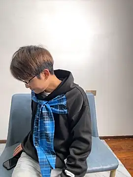 KK-cuteboy online show from 7, 11, 2025