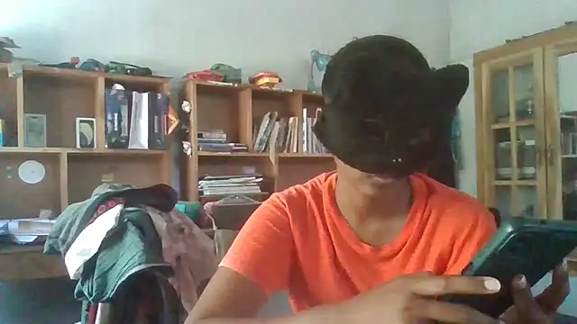 Nora-2003 online show from 31, 3, 2026