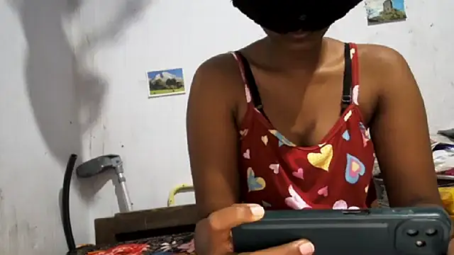 Nora-2003 online show from 16, 5, 2026