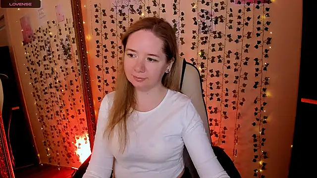 Snapshot of Evaa_Braunn chatting on 2, 3, 2026 Evaa Braunn online show from 2, 3, 2026