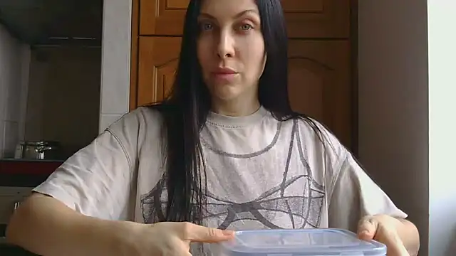 Snapshot of Olivarra chatting on 23, 2, 2026 Olivarra online show from 23, 2, 2026