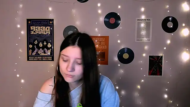 dana sweet   online show from 18, 11, 2025