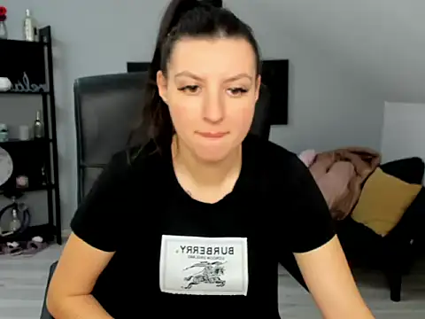 BettyJamess online show from 14, 11, 2025