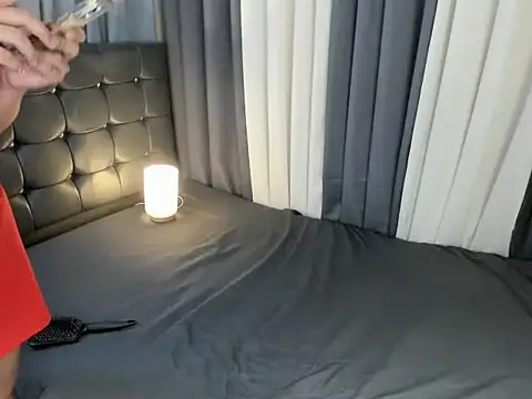 TsUncutAnyah online show from 24, 11, 2025