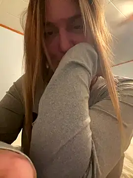 SugarMilkandHoney online show from 16, 12, 2025