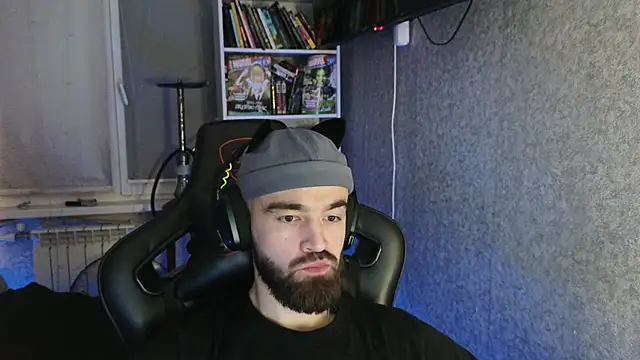 Nik Namee online show from 18, 11, 2025