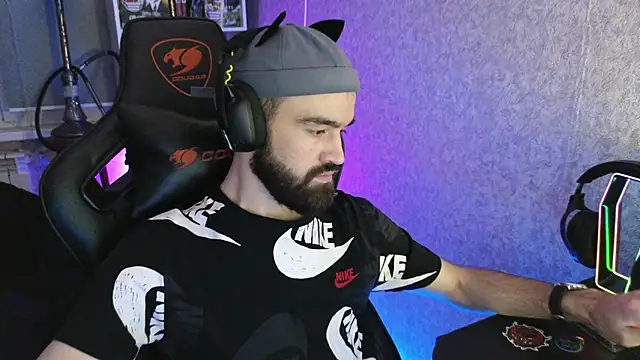 Nik Namee online show from 1, 11, 2025