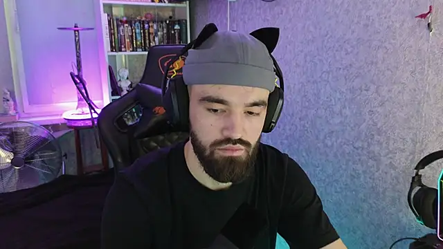 Nik Namee online show from 10, 10, 2025